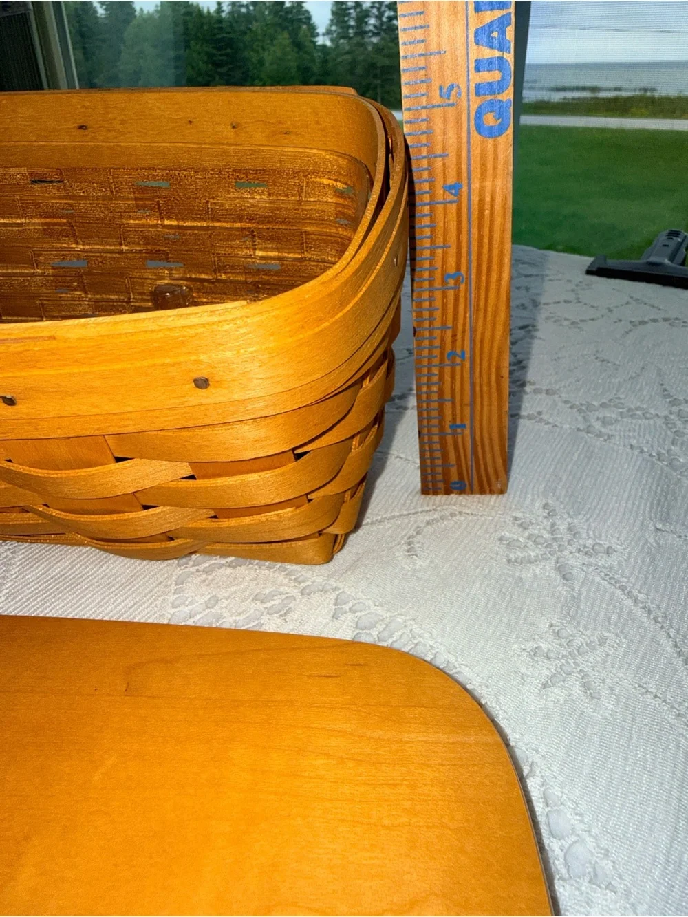 Longaberger Wood Weave Storage Basket with Lid - Honey Brown
